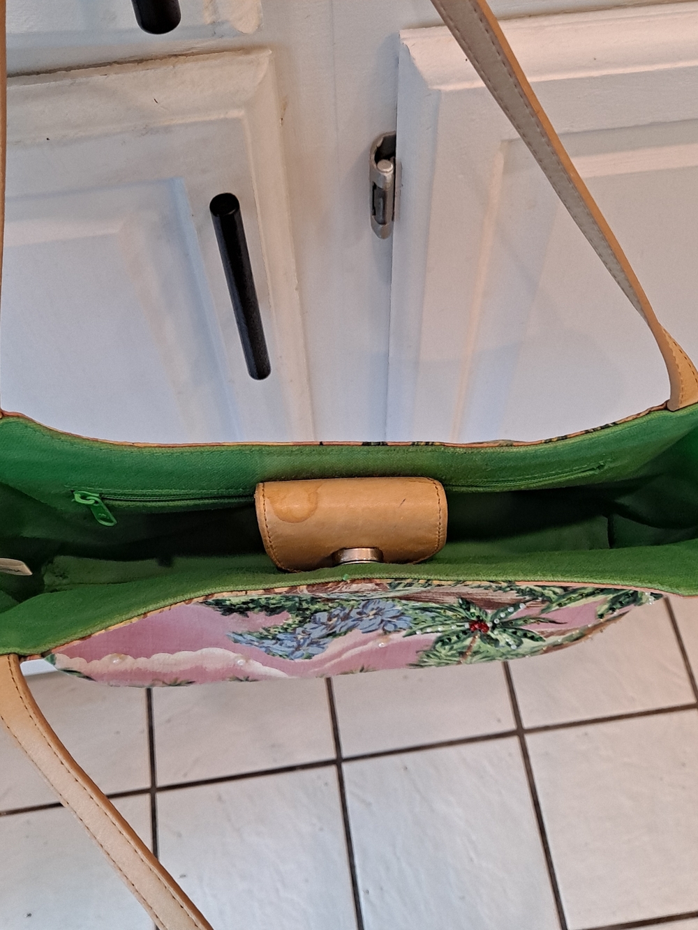 Fossil Forever Vintage 90s Pink Tropical Print Shoulder Bag W/Tan Leather Straps - Picture 7 of 13